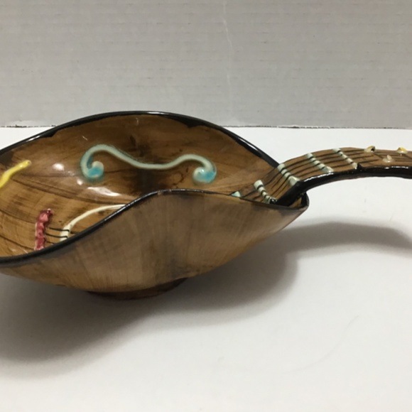 ITALY VINTAGE GUITAR SHAPED GLAZED CERAMIC DISH - Picture 2 of 10